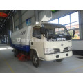 Precio bajo Dongfeng precio del camión de la barredora de camino, mini máquina de la limpieza de la carretera 4x2